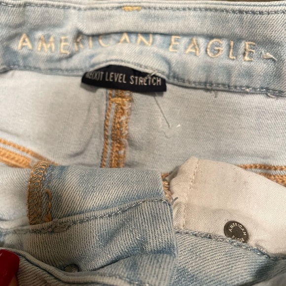 Women’s American Eagle size 2 jean shorts - Picture 2 of 4